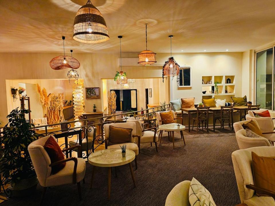 Adonis Sanary Grand Hotel Des Bains Eksteriør billede